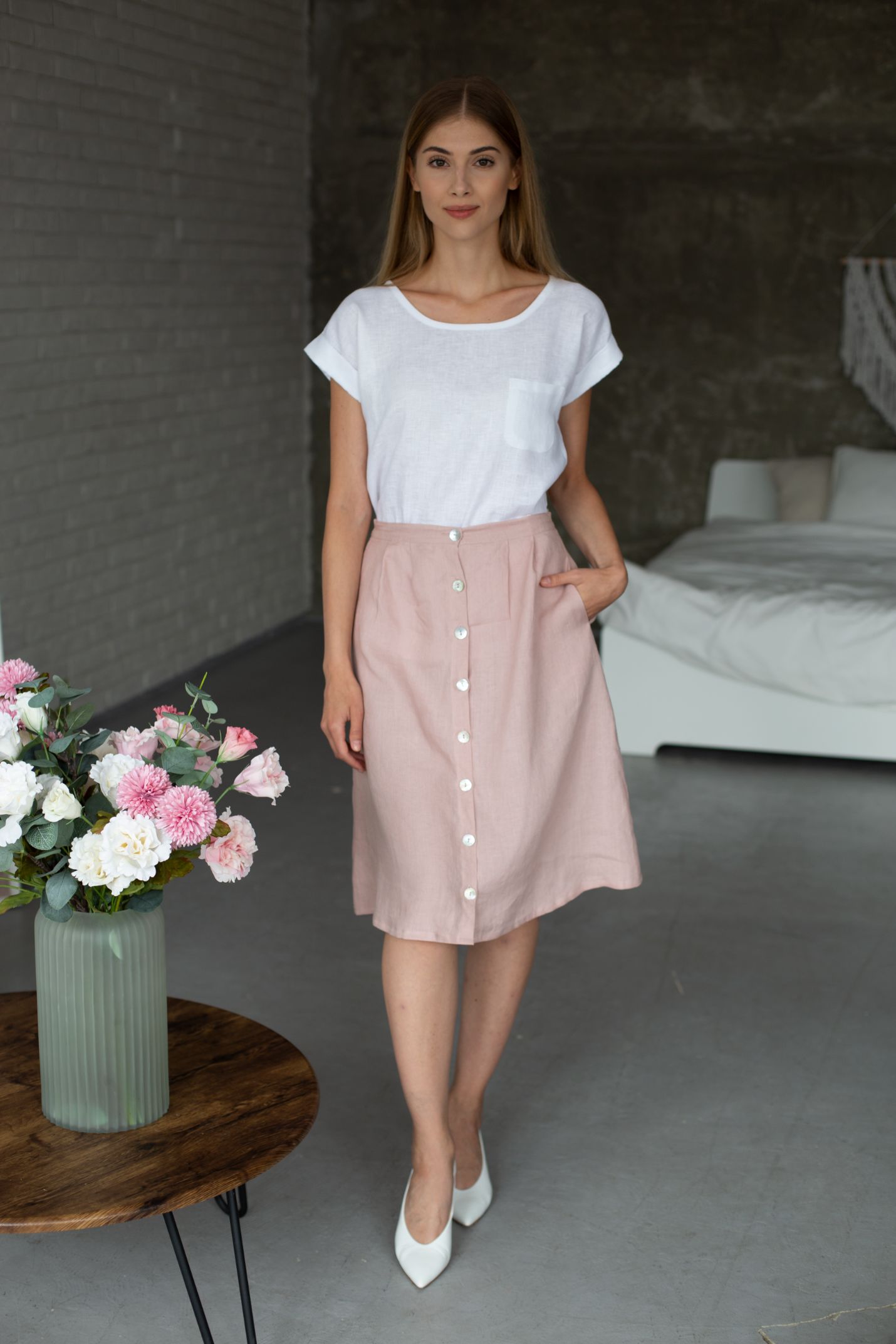0112 - pink skirt