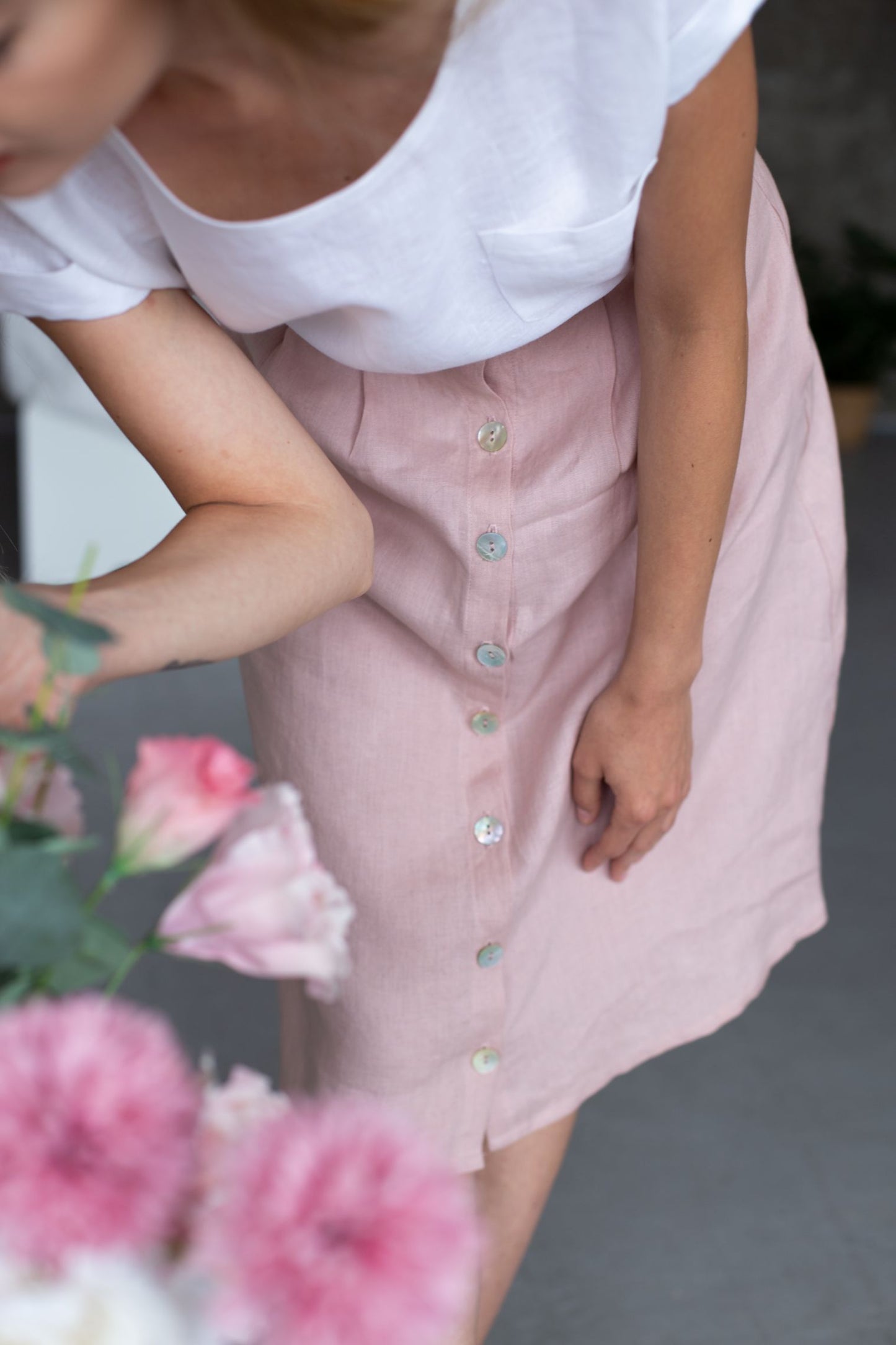 0112 - pink skirt