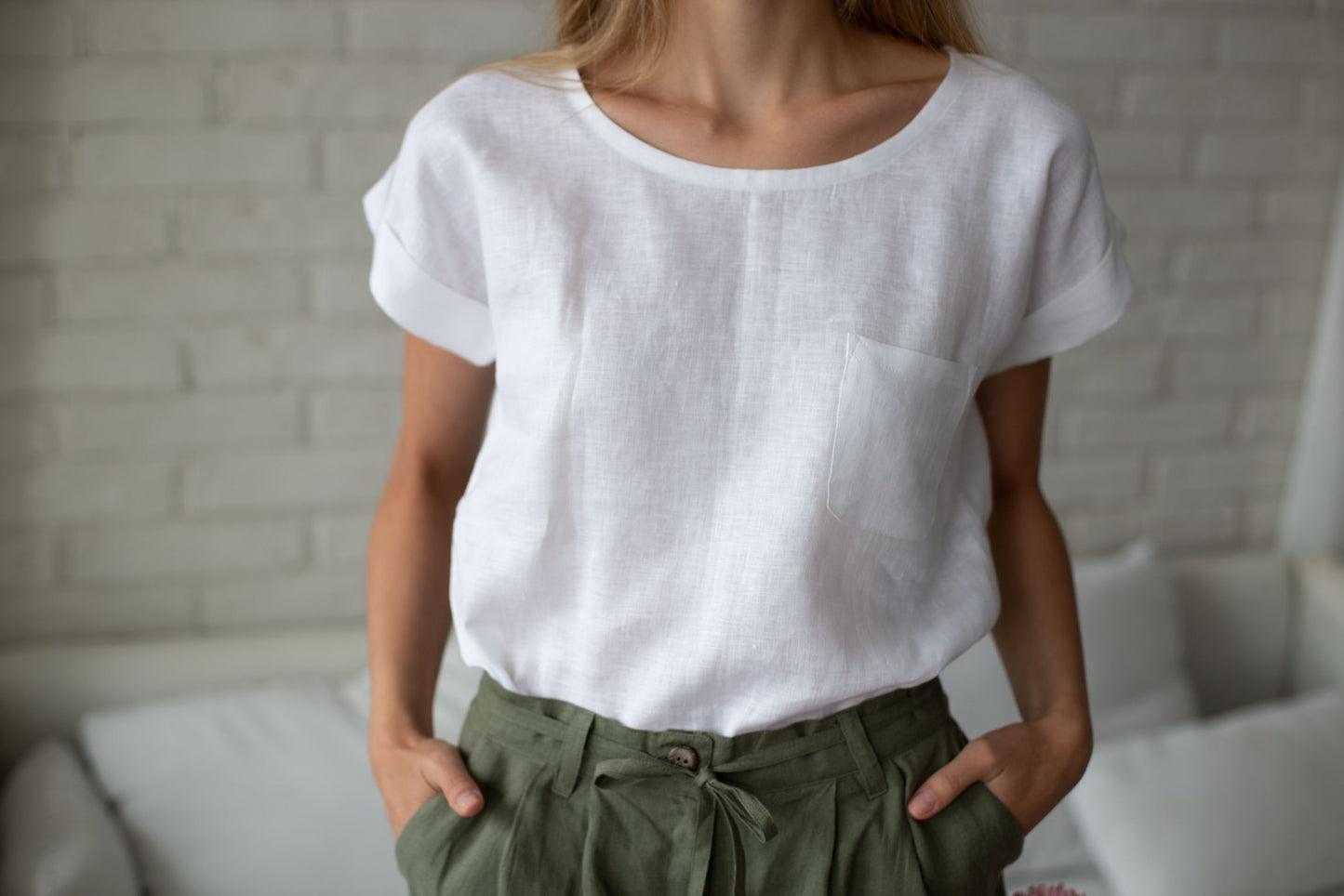 0210 - white t-shirt