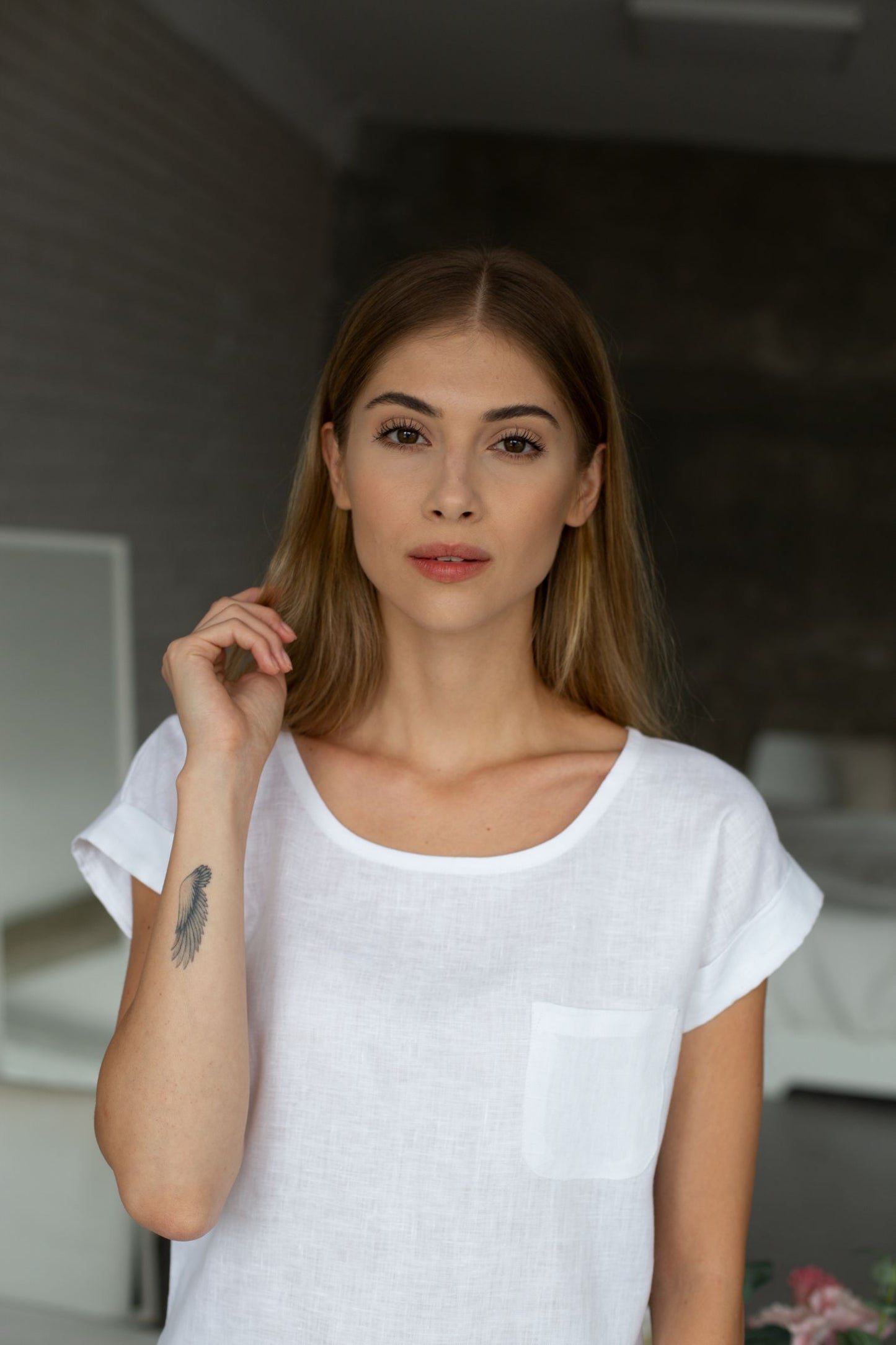 0210 - white t-shirt