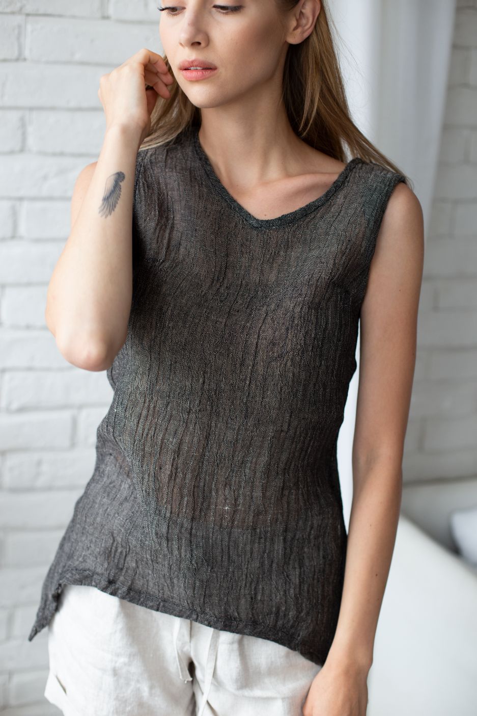 0337 - dark gray top
