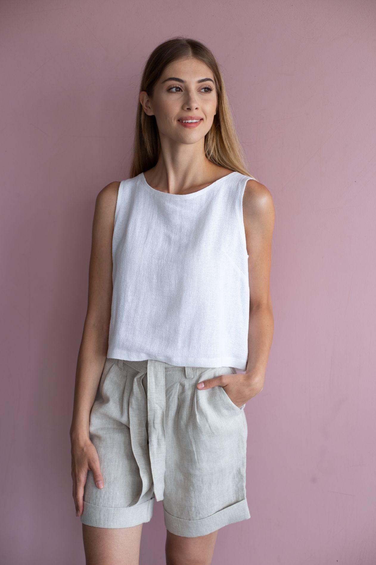 0349 – white top with buttons at the back