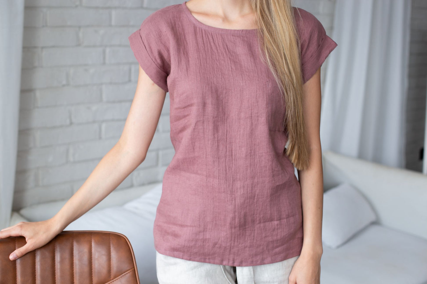 0352 - dark pink t-shirt