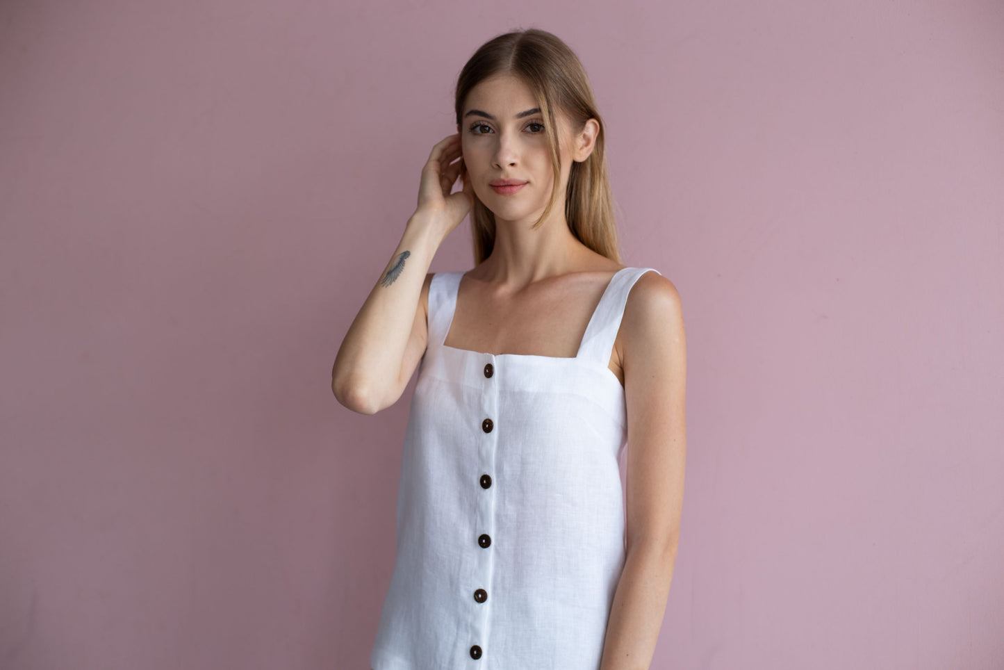 0353 - whith shirt on straps