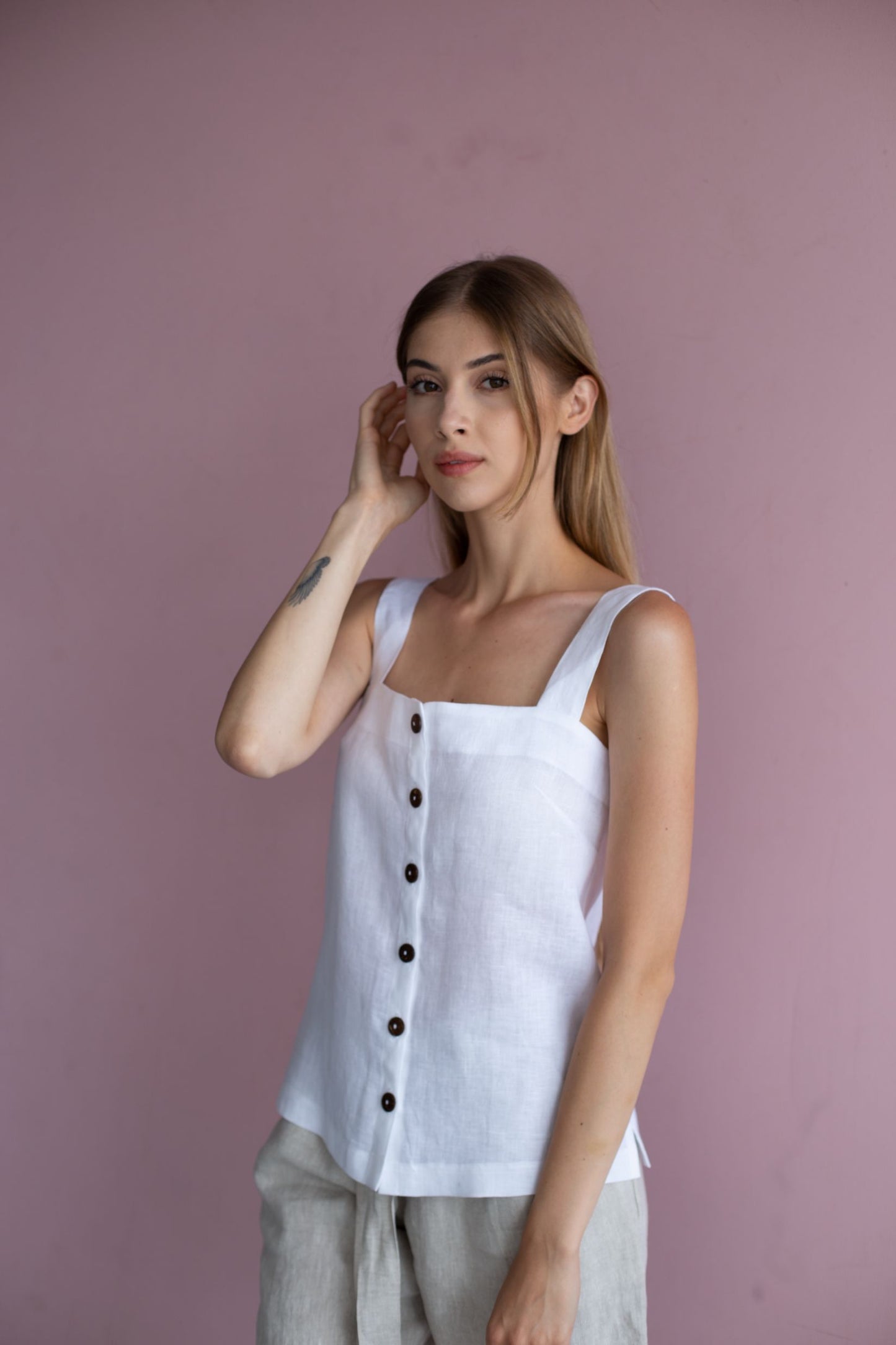 0353 - whith shirt on straps