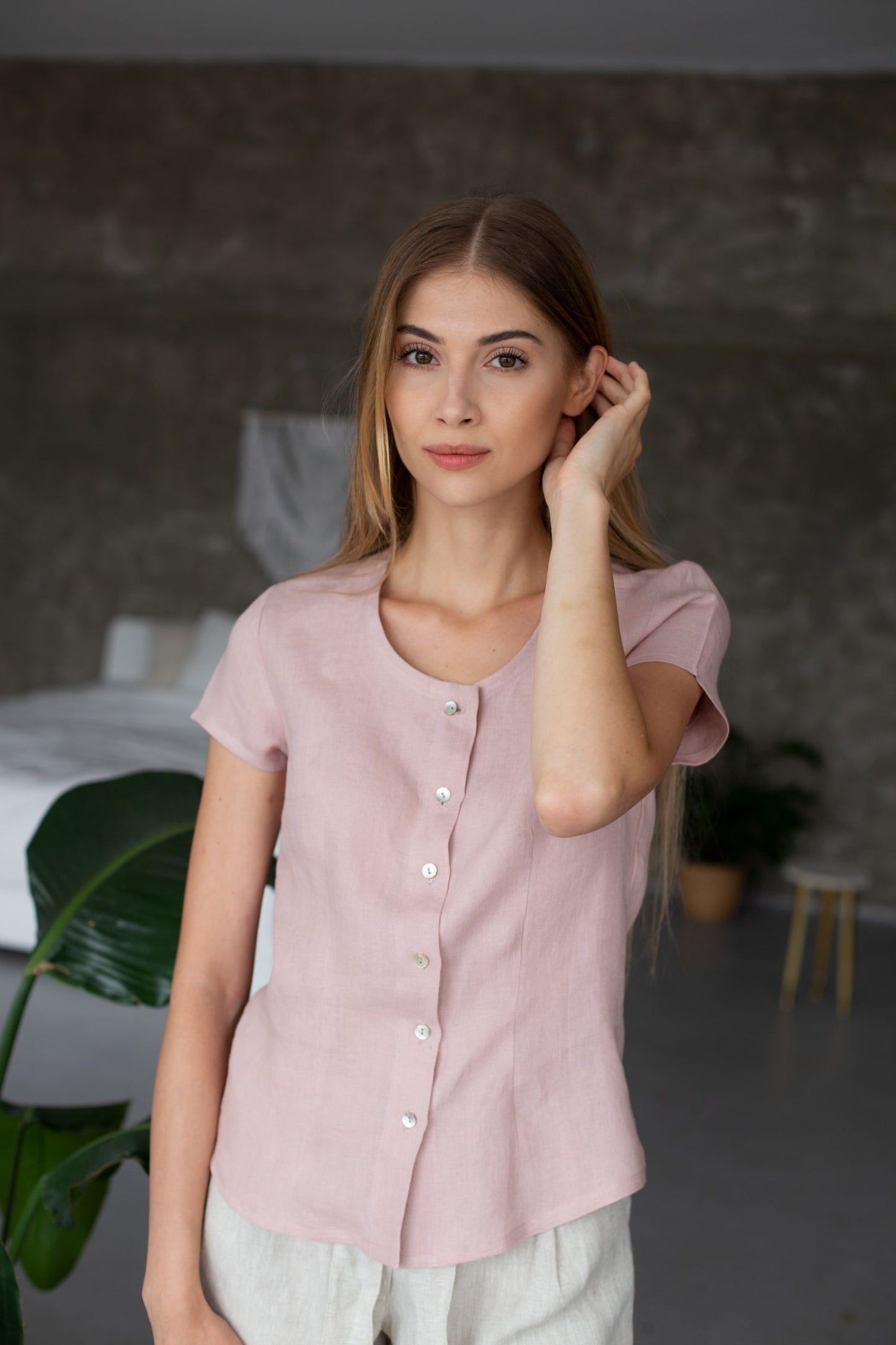 0354 - light pink blouse
