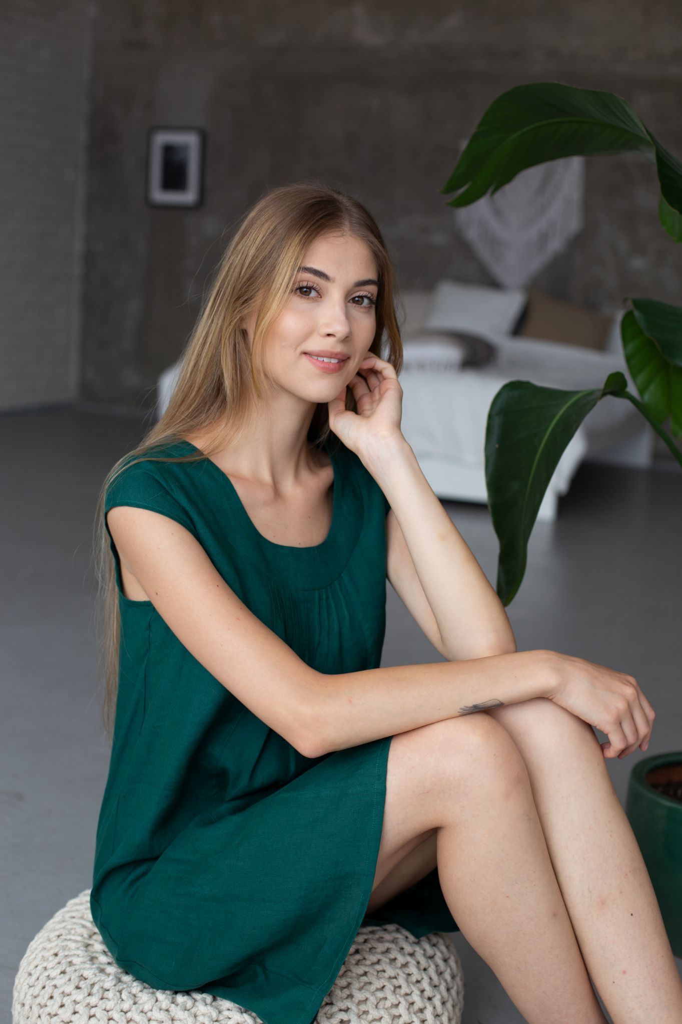 0650 – green dress