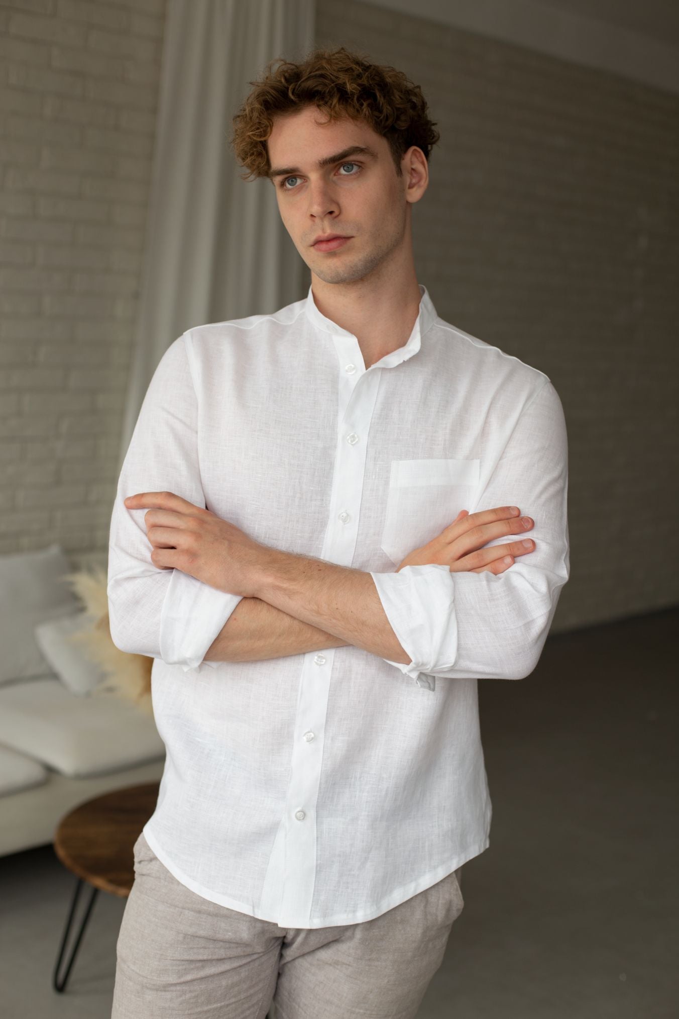 1206 - white long-sleeved shirt with stand-up collar