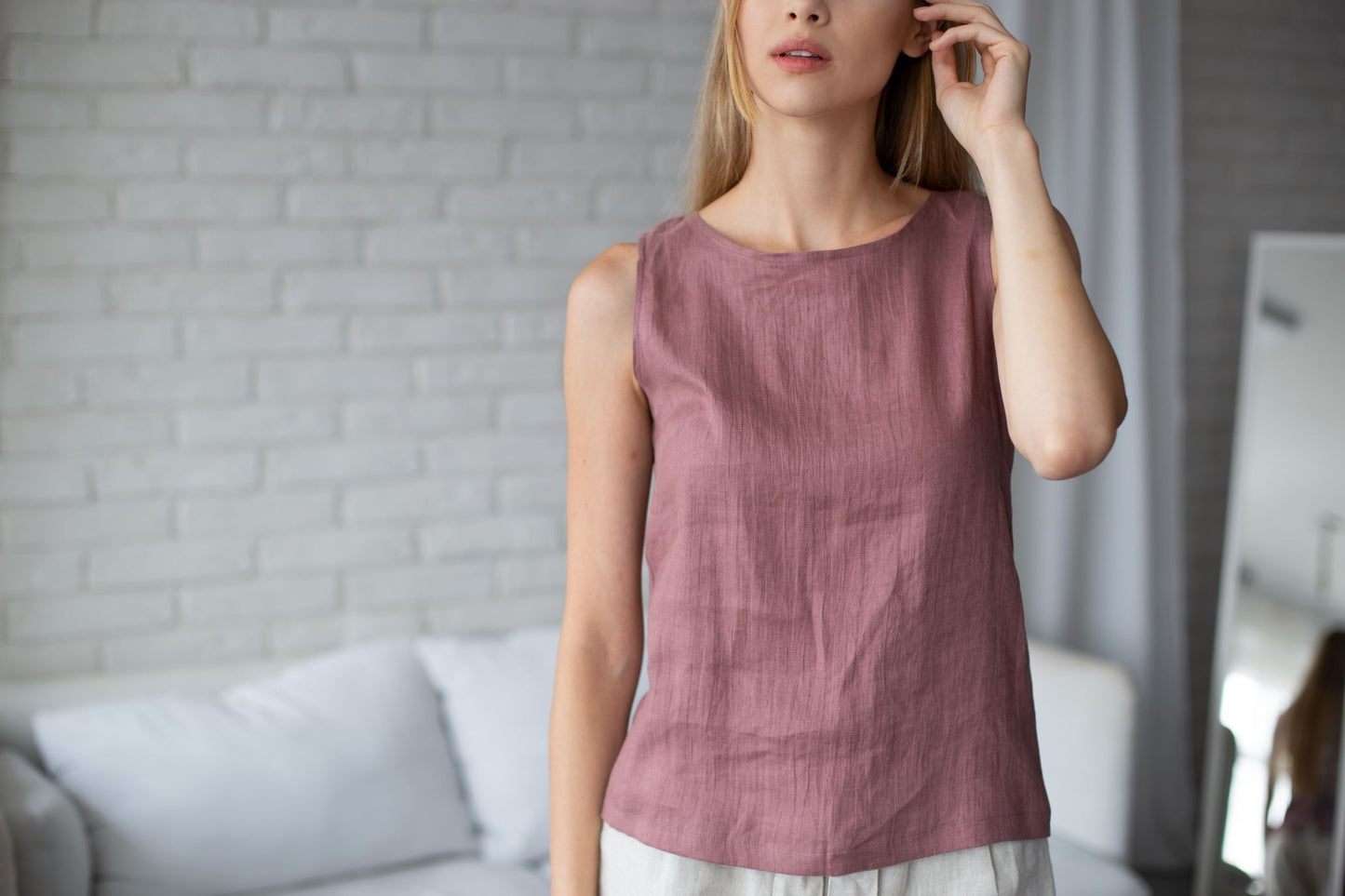 0351 - dark pink top