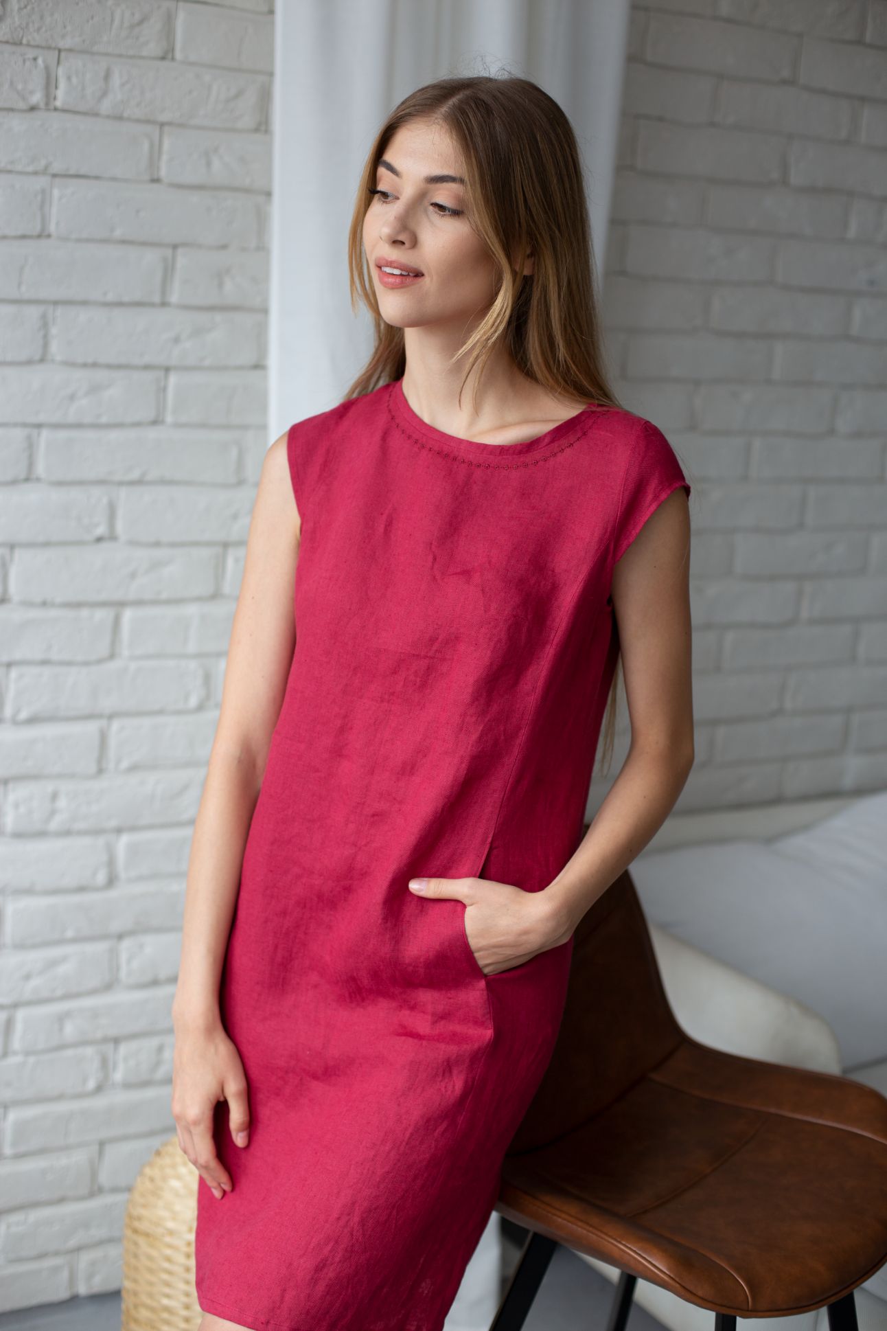 0656 – raspberry classic dress